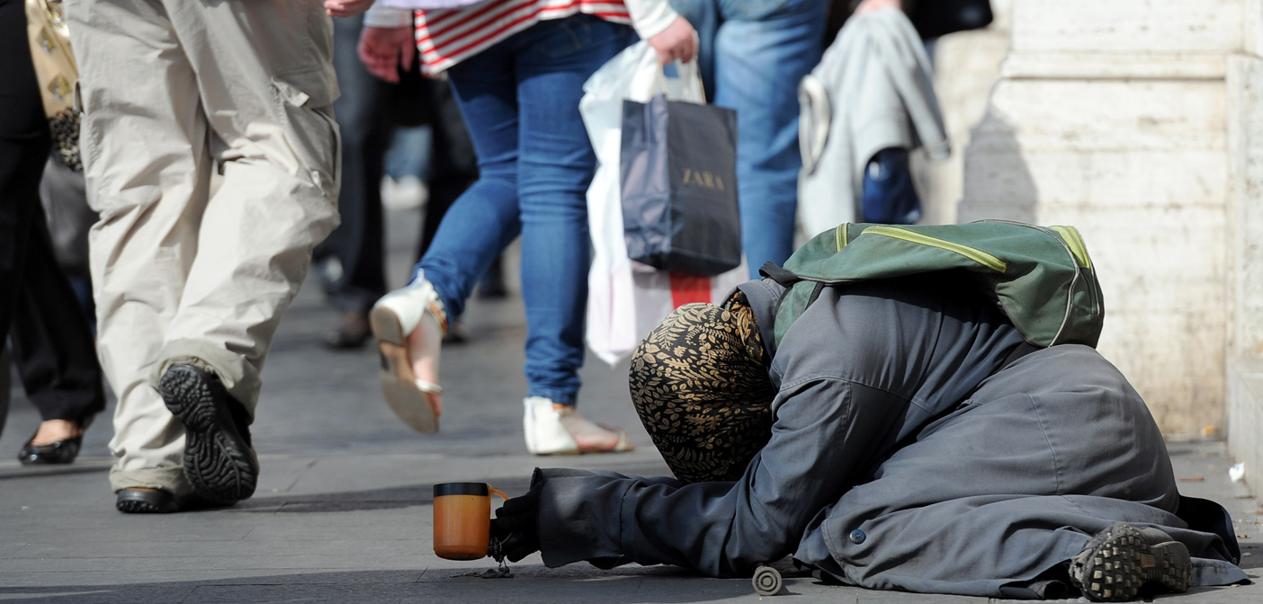 “Tutto da perdere”, rapporto sulla povertà in Italia